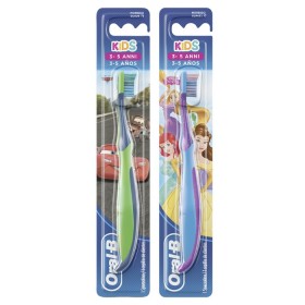 Oral-B Spazzolino Manuale Cars E Frozen Per Bambini 3-5 Anni Oral-B Spazzolino Manuale Cars E Frozen Per Bambini 3-5 Anni